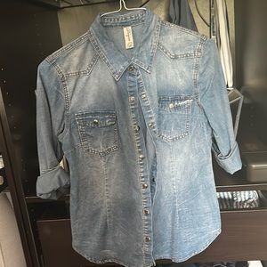 Denim button down shirt SIZE SMALL new NO TAGS